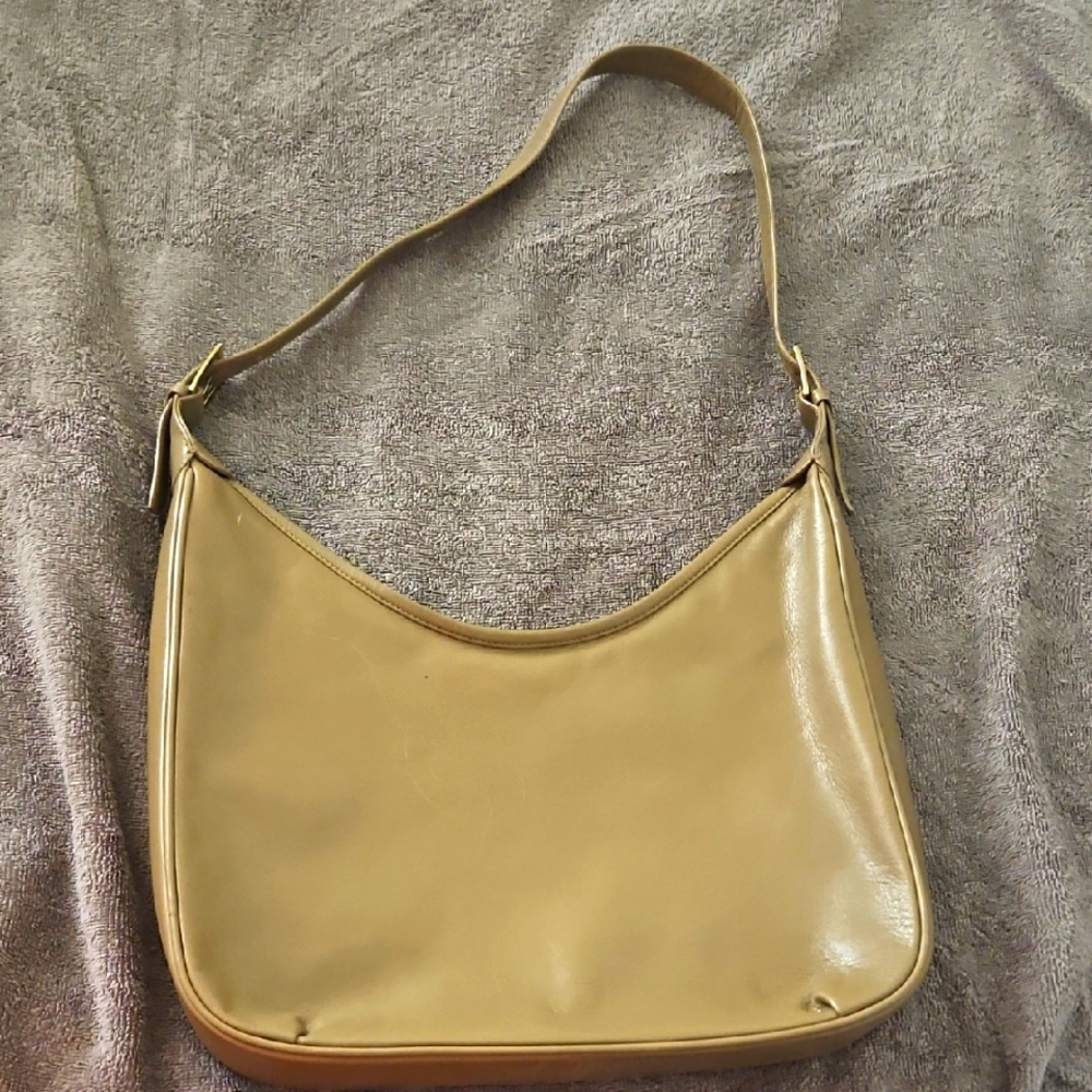 Avantique Genuine Leather‎ Elegant Tan Shoulder Bag